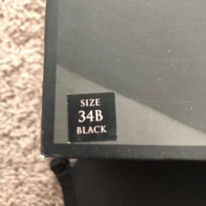 Victoria’s Secret U-Plunge push up bra - in box